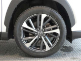 R7年式夏タイヤ225/50R18ファルケン製です。