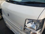 ボンネットの画像です。車両状態など手軽にご確認いただけるオンライン相談もございます!ぜひご利用くださいませ♪
