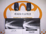 スマートキー付。取扱説明書とメンテナンスノートもあります☆品質評価シート付いてます!トヨタ認定中古車ライト!!