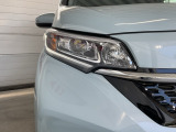明るくて長寿命のLEDヘッドライト採用