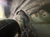 お車を安心してお乗りいただく為には、足回りの定期点検が欠かせません。サービスサポート(有償保証)では無料点検もご提供しており、安心のカーライフをお過ごしいただけるサポート体制が整っています。