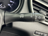 【オートライト(AUTO)】外の明るさをシステムが感知して、自動でヘッドライトが点灯します!ヘッドライトをつけ忘れを防ぐ便利機能です。