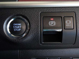 電動パーキングブレーキ・ブレーキホールドを装備してます。ホールド機能は信号待ちが多い一般道で疲労軽減になり、大好評です!
