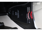 高速道路走行の料金所をノンストップで通過できるETCを装備!※ ETCカードのお申し込みも当社にお任せ下さい!