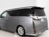 ★展示前点検実施★特殊な機材も用いて、全車点検を実施しております!