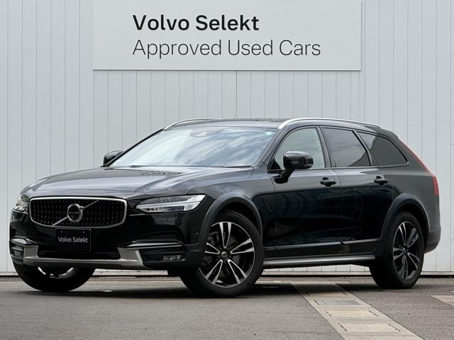 V90クロスカントリー T5 AWD モメンタム 4WD