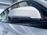 時を経ても深い魅力を放ち続けるBMW。より快適にお乗り頂くためにサポートプログラムをご用意しております。※認定中古車保証は登録日より最長4年間まで延長が可能です。(
