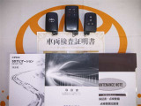 スマートキー&エンジンスターター付。取扱説明書とメンテナンスノートもあります☆品質評価シート付いてます!トヨタ認定中古車ライト!!