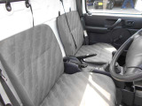 運転席、助手席はこちらです!目立った汚れや傷もなく綺麗です!納車の際にはルームクリーニングを実施しております!