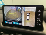 全方位モニターがついています! 車の周囲を360&deg;安全確認できるので、普段の駐車はもちろんの事、縦列駐車や幅寄せの際にも活躍してくれますよ。