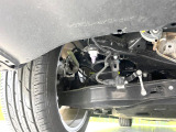 お車を安心してお乗りいただく為には、足回りの定期点検が欠かせません。サービスサポート(有償保証)では無料点検もご提供しており、安心のカーライフをお過ごしいただけるサポート体制が整っています。