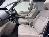 【車内ルームクリーニング済】専門スタッフにより車内はきれいにルームクリーニングを行っております。