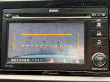 パーキングセンサーもついておりますので駐車などが苦手な方も安心して運転が可能です。