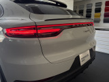 911を想起させるスポーティなプロポーション。