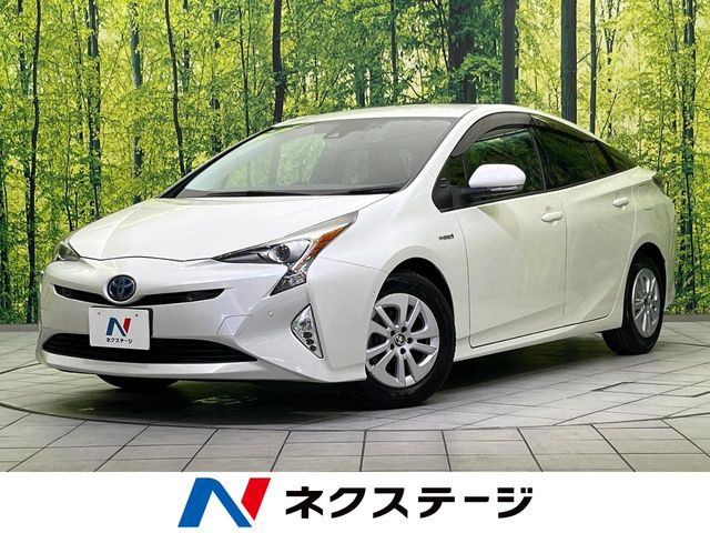 トヨタ プリウス 