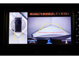 バックカメラで後方確認もバッチリ!