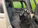 運転席シート廻りは使用感も少なく、良好な状態となっています。丁寧に使われていたことがよくわかりますね。