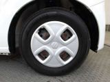 タイヤサイズは145/80R13です