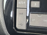 接続可能なAUX、USB端子付き!