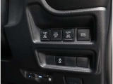 電動のスライドドアで楽々スムース!運転席からも開閉の操作もできます♪キーのスイッチひとつで自動開閉できる便利な機能もついてます♪