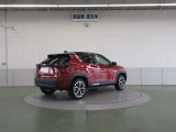 4WDには高級車に使用されるダブルウィッシュボーンサスペンションを採用。