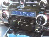 オートエアコンで車内はいつでも快適です♪