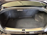 積み下ろしのしやすいデッキにはたっぷりと荷物を積み込んでいただけます。遊びから仕事まで、様々なシーンで頼れます♪