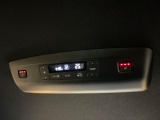 【シートヒーター】寒い日に重宝するシートヒーター!エアコンより早く温まってくれるので寒がりの人も安心ですね♪エアコンの温風は乾燥するから苦手、という方にもをおすすめです。