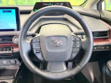 【純正革巻きステアリング】上質な革を使用することで、手にしっかり馴染みとても運転しやすいハンドルです♪