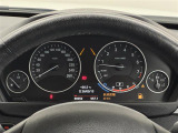 【メーターまわり】ドライバーから見やすい位置にあって安全運転に寄与します。マルチインフォメーションディスプレイでは、クルマに関するたくさんの情報を確認可能。