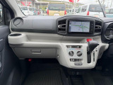ガラス系撥水ボディーコート『アメイジングコート』(軽自動車8,0万円?)の施工をオススメしております☆簡単にボディーのお手入れをされたい方、愛車をキレイに維持したい方必見です!!
