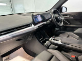 ABS:急ブレーキの車輪ロックを防止。車の安定性と操縦性を確保!
