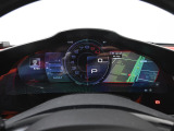 APPLE CAR PLAYを装着しております。お手持ちのスマートフォンを繋ぎ、使い慣れたナビや音楽アプリを車載モニターで直感的に操作いただけます。
