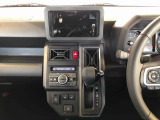 温度を設定すれば、自動で車内の温度管理をしてくれる優れものです♪ATミッションで運転楽々