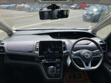 運転席まわりです。細かいオプションなど、気になるところがあればお気軽にメールやお電話等でお問合せください。