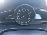 タコメーターがあると、エンジン効率良く運転ができ、省燃費運転が可能です!