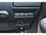 中古車だからボディーコーティングがおすすめ!下地処理が重要なコーティングはもちろんプロの施工でピカピカに仕上げます。濃色車は親水性、淡色車は撥水性のものがオススメ!
