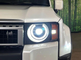 【LEDヘッドライト】悪天候や夜間走行時も良好な視界を確保し安心して運転できる高輝度LEDヘッドライトを装備!点灯速度が早く、消費電力も抑えられています。