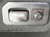 【100V電源】レジャーや緊急時にあると便利な100V電源が装備されています。※最大1500Wまでのご利用となります。