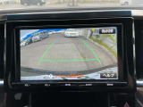 バックカメラです!ナビゲーションにこのように映ります。見えずらい真後ろもこれで安心ですよ!