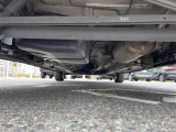 【下回り】目立つ錆や腐食もなくきれいな状態です!もちろん納車前には法定点検を実施致します!//