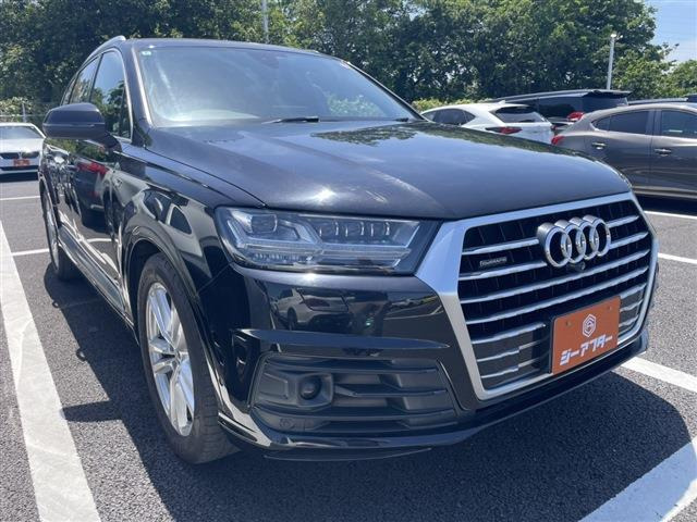 アウディ Q7 