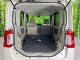 普段のお買い物や通勤、送迎等に十分な荷室スペースを確保しております。セカンドシートを倒すと、大きな荷物の積載も可能です♪