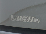 WEB掲載時にはお車に付いている装備と、様々な写真をたくさん載せるように心がけております。1台1台特徴をとらえたキャッチコメントを掲載しています。