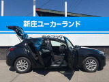 駐停車で気を使いたくない。狭い道もキビキビ走りたい。そんな方にぴったりな大きさです。コンパクトなボディは取り回しが良く、視界も広いので運転しやすいですよ。