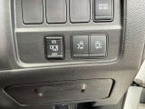 【両側電動スライドドア】便利な両側電動スライドドアです。インテリジェントキーや運転席のスイッチでドアの開閉が出来るので、とても便利な装備です♪