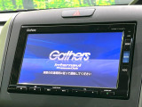 【ナビゲーション】目的地までしっかり案内してくれる使いやすいナビ。Bluetooth接続すればお持ちのスマホやMP3プレイヤーの音楽を再生可能!毎日の運転がさらに楽しくなります!!