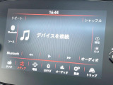 ●Apple Car Play:スマホとの有線接続で、ナビ・オーディオ再生などスマホのアプリ機能が画面でも使える便利機能です!