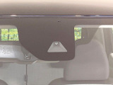 【三菱e-Assist】走行中に前方の車両等を認識し、衝突しそうな時は警報とブレーキで衝突回避と被害軽減をアシスト。より安全にドライブをお楽しみいただけます。