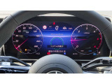 高いレベルの知性を備えたメルセデスの「インテリジェントドライブ」は、ドライバーの疲労を軽減し、安全かつ快適なドライブの一助となります。